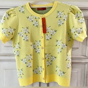NWT SZ L GORGEOUS Belldini yellow floral button up cardigan sweater
